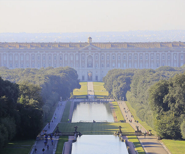 copertina reggia di caserta
